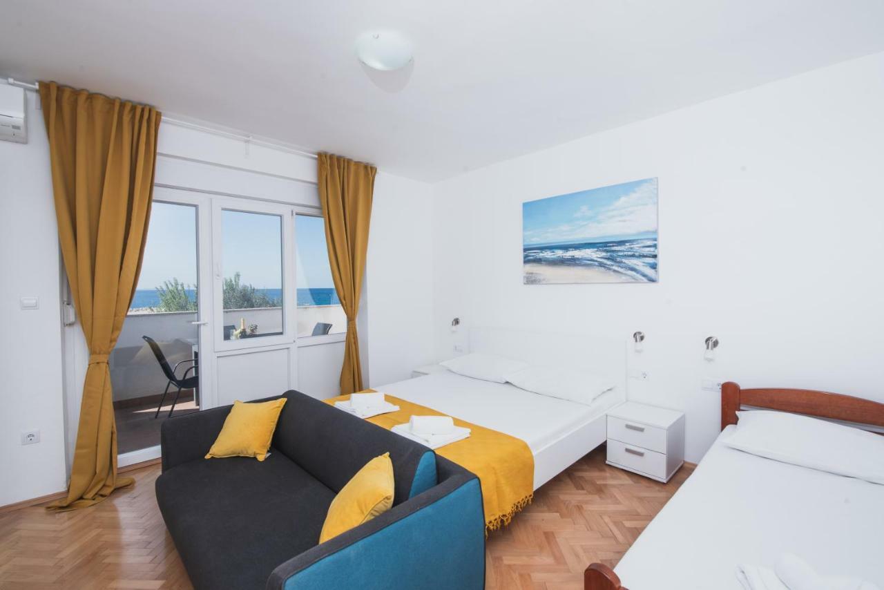 Apartments By The Sea Semy 노바야 외부 사진